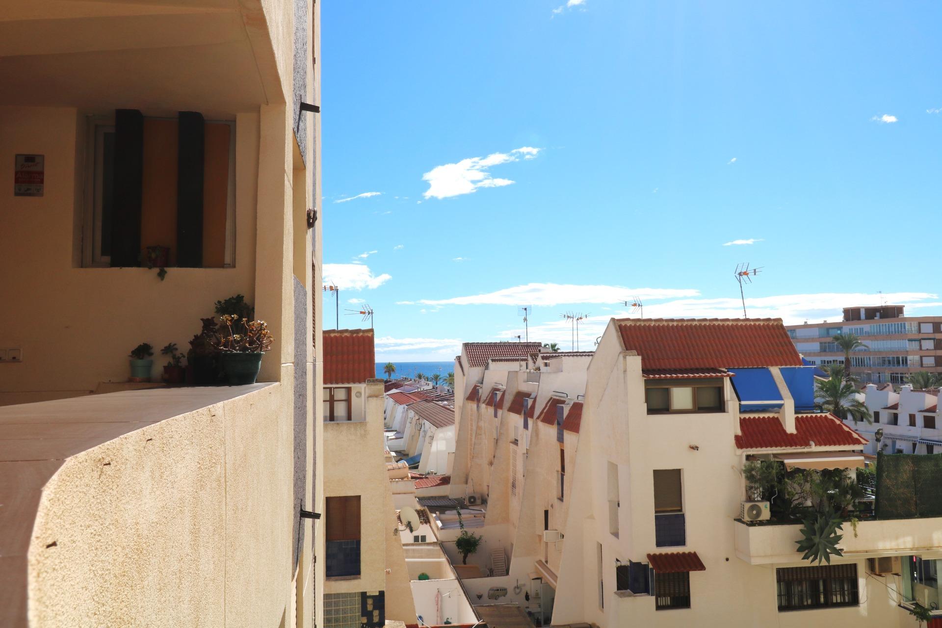 2 Bed, 1 Bath, ApartmentFor Sale, Torrevieja, Alicante