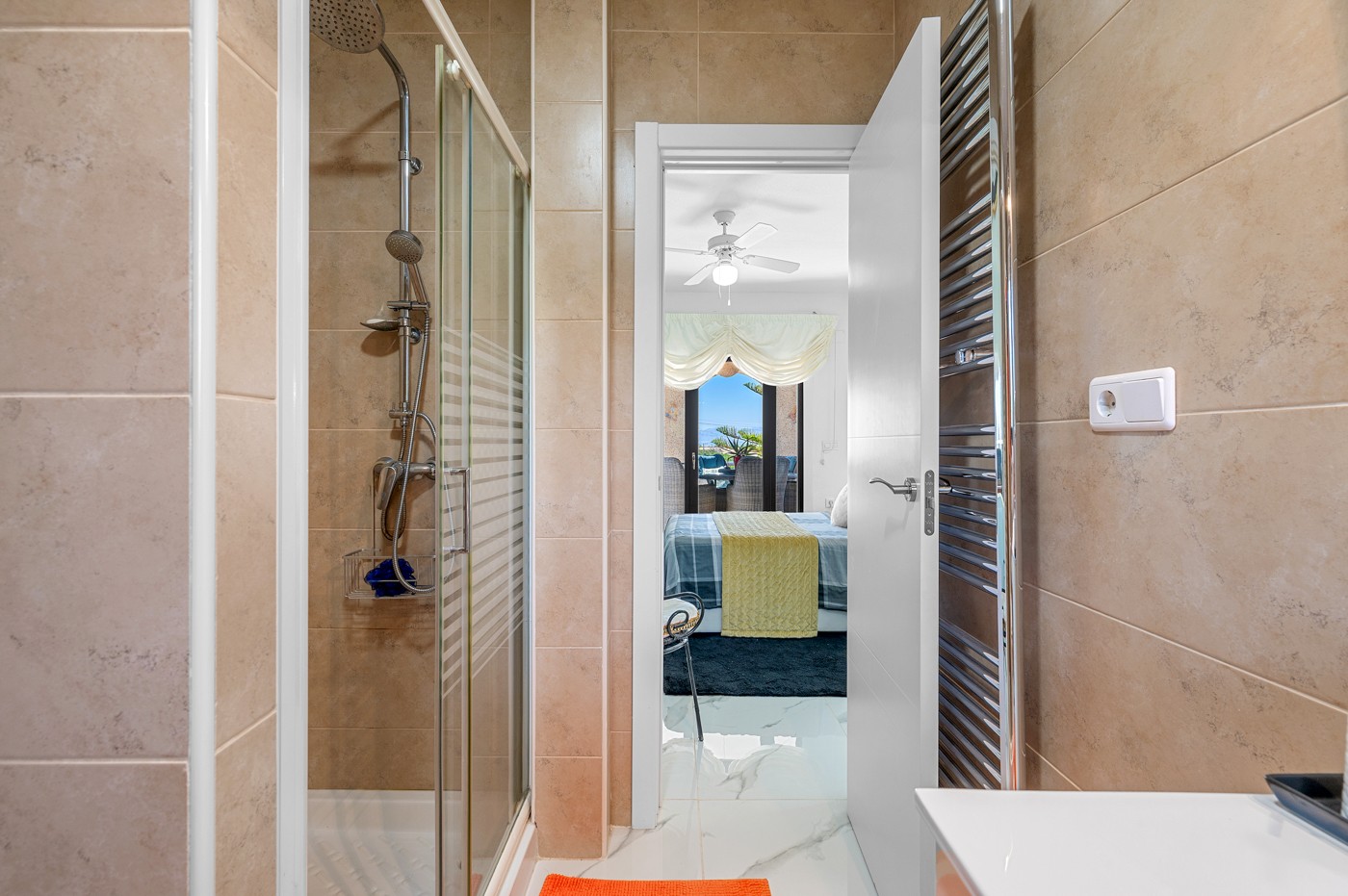 5 Bed, 4 Bath, HouseFor Sale, Almoradi, Alicante