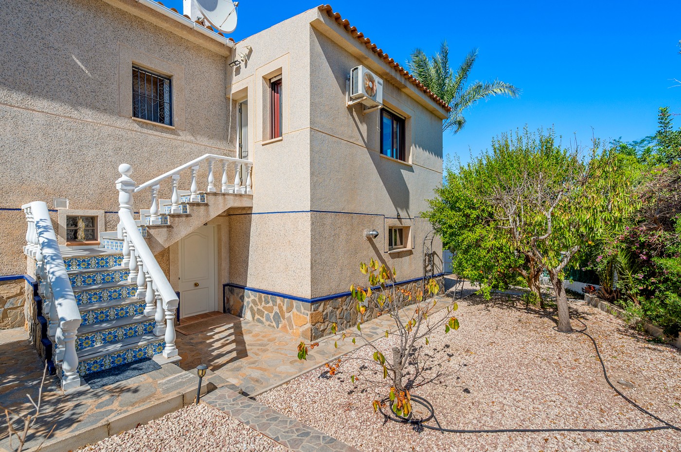 5 Bed, 4 Bath, HouseFor Sale, Almoradi, Alicante