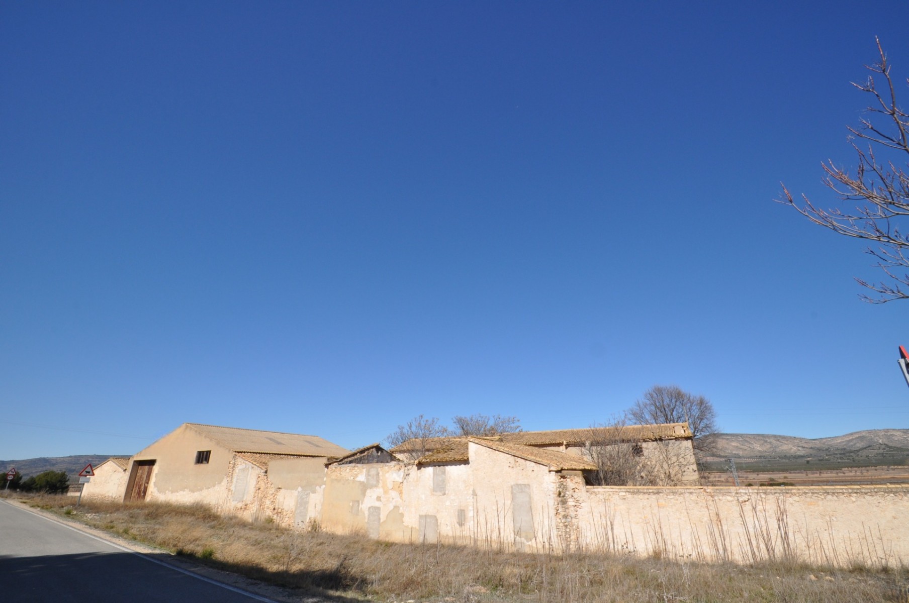 20 Bed, 4 Bath, HouseFor Sale, Villena, Alicante