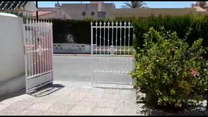 4 Bed, 2 Bath, HouseFor Sale, Torrevieja, Alicante