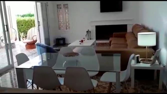 4 Bed, 2 Bath, HouseFor Sale, Torrevieja, Alicante