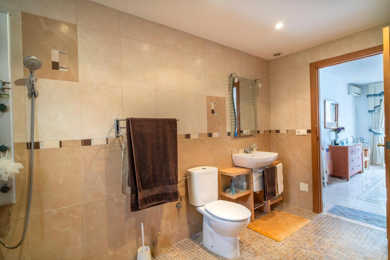 4 Bed, 4 Bath, HouseFor Sale, Orihuela, Alicante