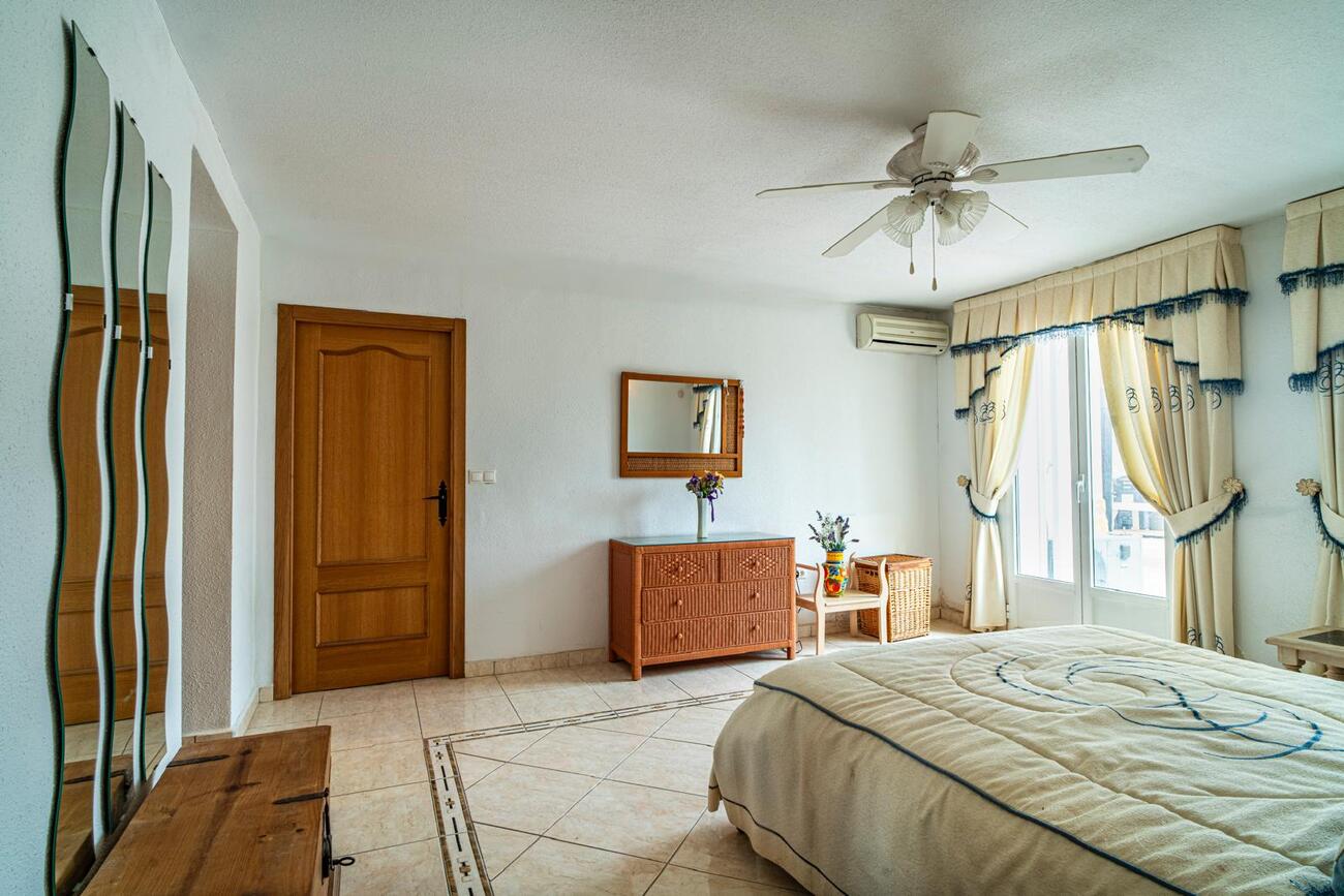 4 Bed, 4 Bath, HouseFor Sale, Orihuela, Alicante