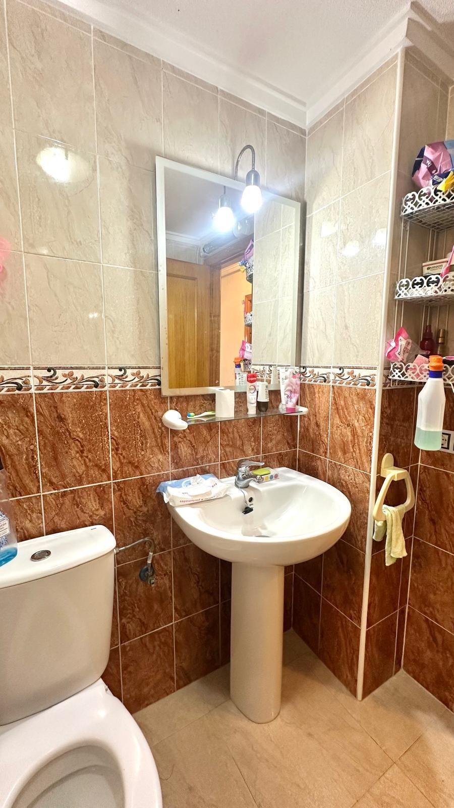 2 Bed, 1 Bath, ApartmentFor Sale, Torrevieja, Alicante