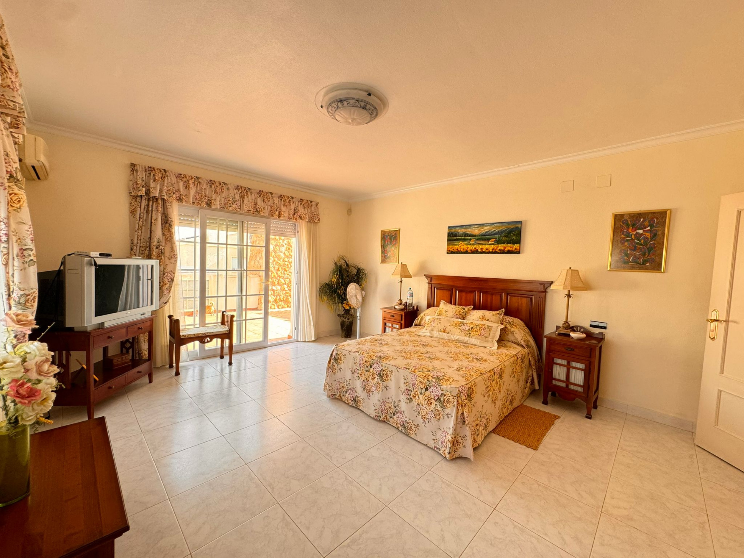 5 Bed, 4 Bath, HouseFor Sale, La Manga Del Mar Menor, Murcia