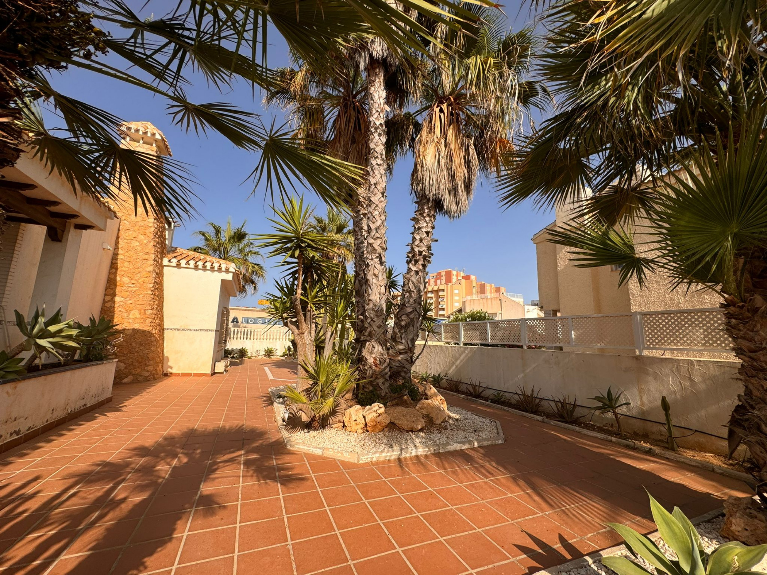 5 Bed, 4 Bath, HouseFor Sale, La Manga Del Mar Menor, Murcia