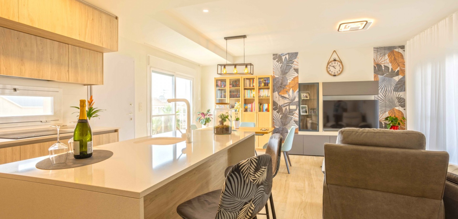 2 Bed, 2 Bath, ApartmentFor Sale, Orihuela Costa, Alicante