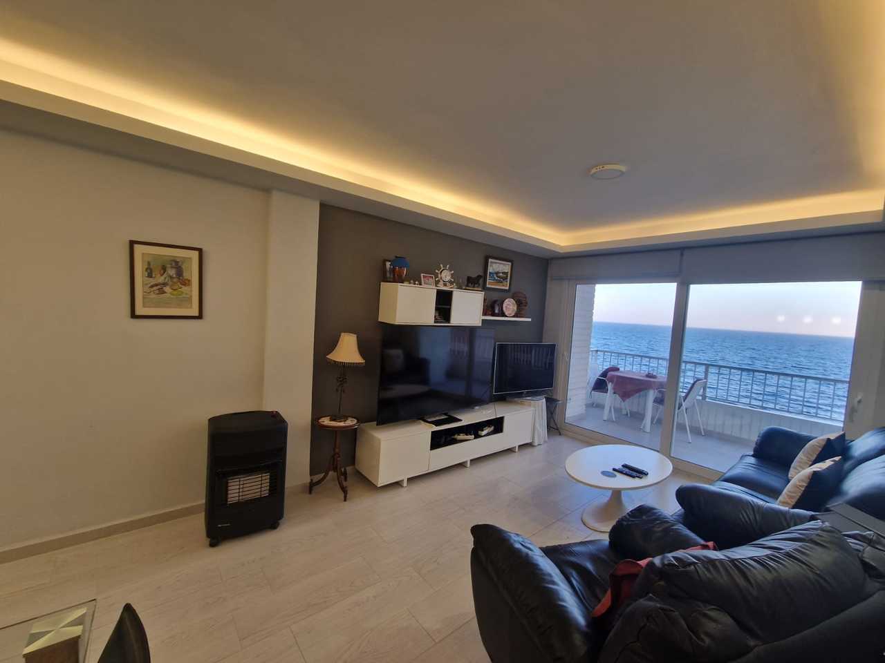 3 Bed, 1 Bath, ApartmentFor Sale, Torrevieja, Alicante