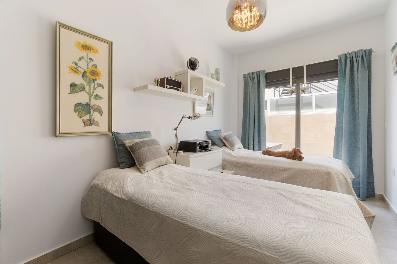 2 Bed, 2 Bath, HouseFor Sale, Daya Nueva, Alicante