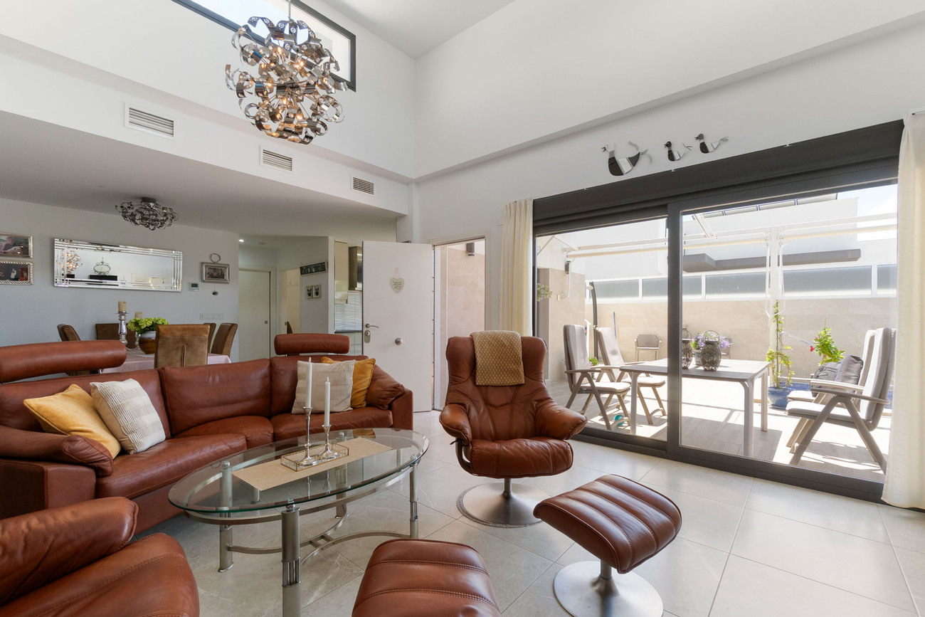 2 Bed, 2 Bath, HouseFor Sale, Daya Nueva, Alicante