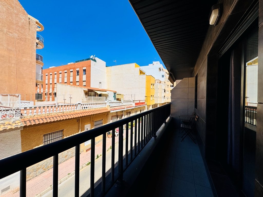2 Bed, 1 Bath, ApartmentFor Sale, La Mata, Alicante