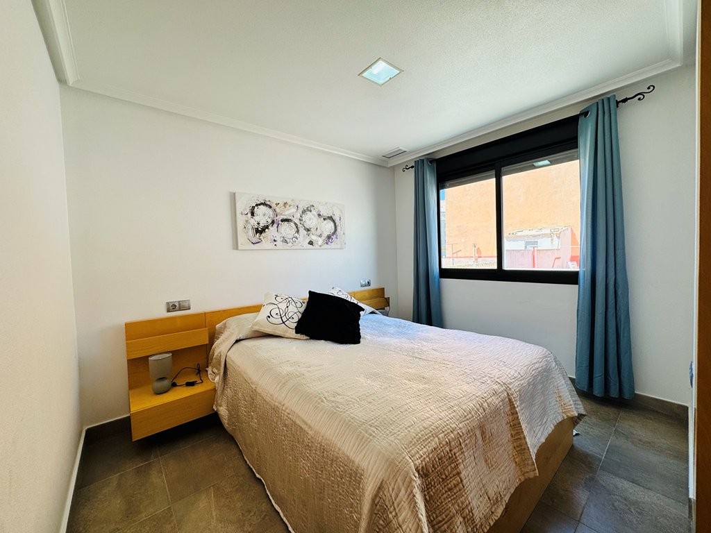 2 Bed, 1 Bath, ApartmentFor Sale, La Mata, Alicante