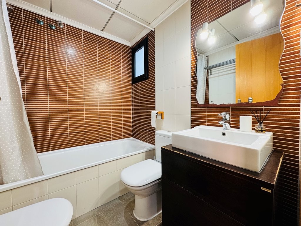 2 Bed, 1 Bath, ApartmentFor Sale, La Mata, Alicante