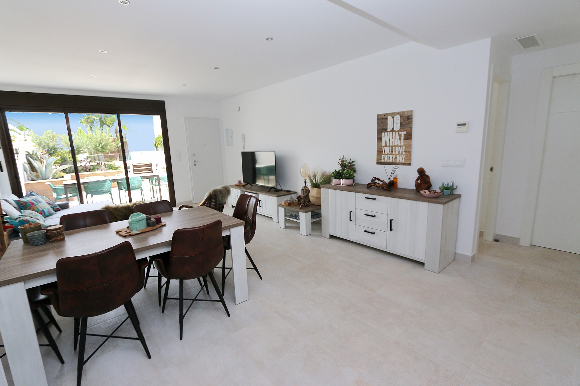 3 Bed, 2 Bath, ApartmentFor Sale, Pilar De La Horadada, Alicante