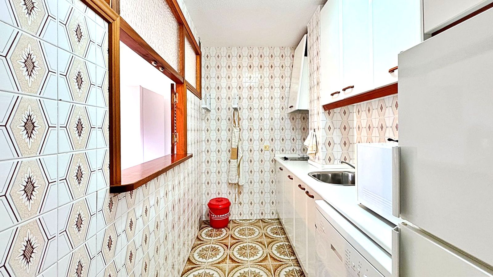 1 Bed, 1 Bath, ApartmentFor Sale, Torrevieja, Alicante