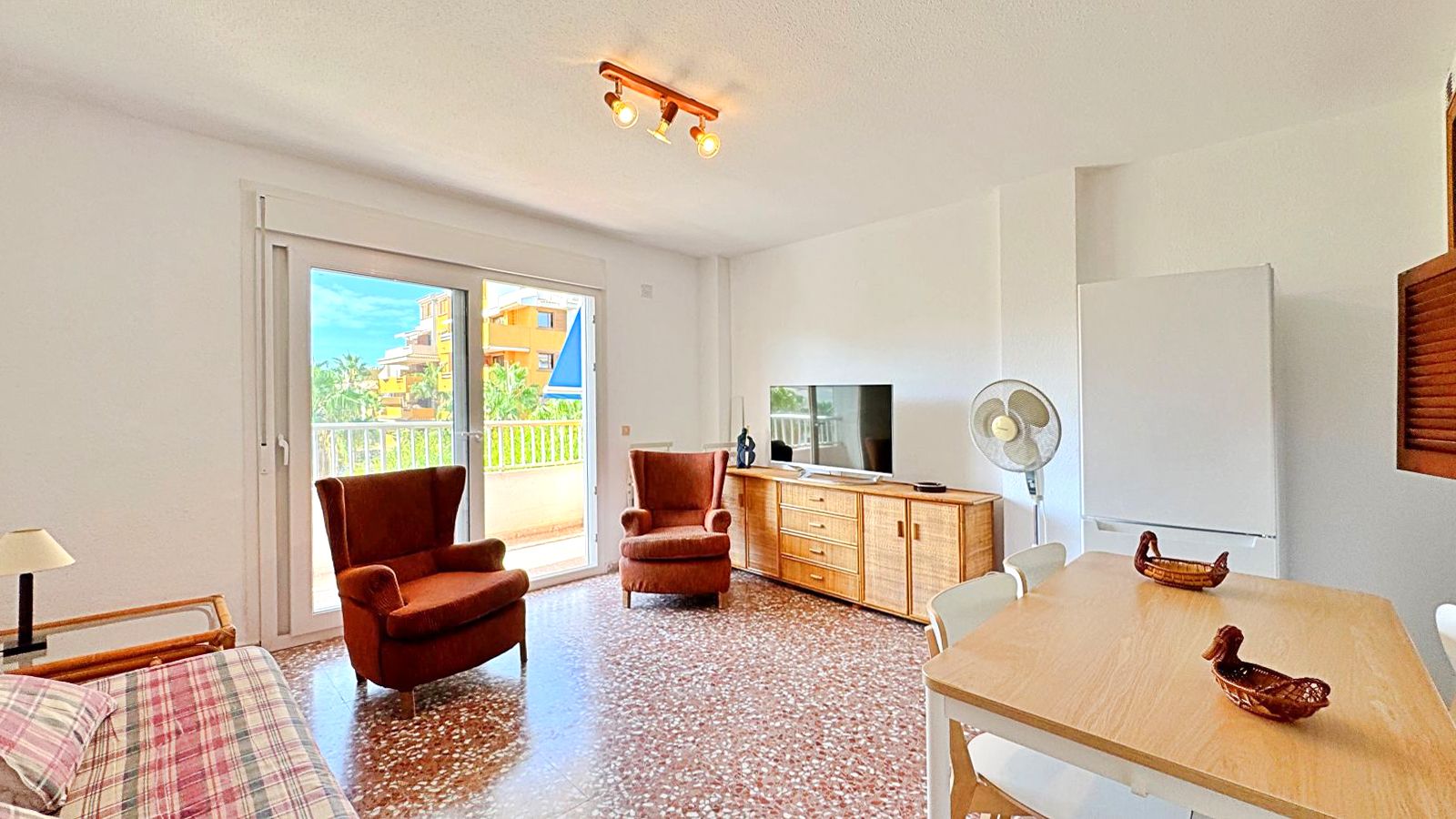 1 Bed, 1 Bath, ApartmentFor Sale, Torrevieja, Alicante