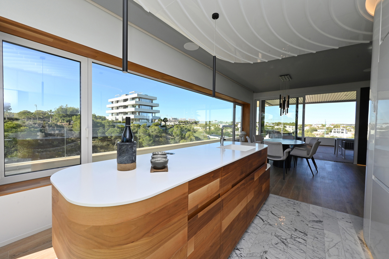 3 Bed, 2 Bath, ApartmentFor Sale, Las Colinas Golf, Alicante