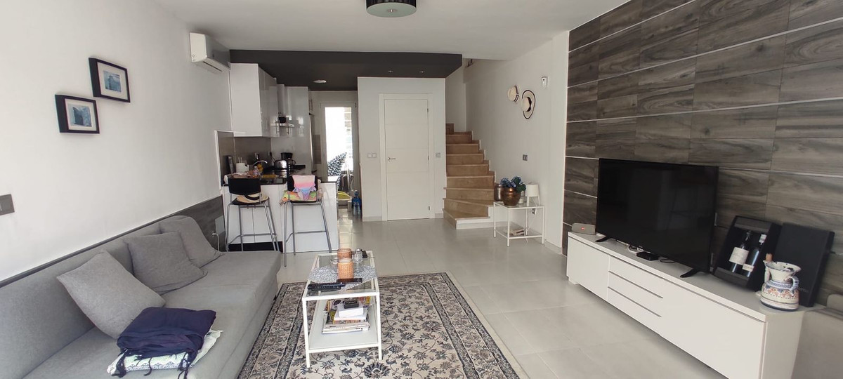 3 Bed, 2 Bath, HouseFor Sale, Orihuela Costa, Alicante