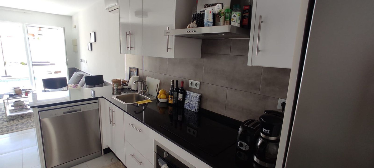 3 Bed, 2 Bath, HouseFor Sale, Orihuela Costa, Alicante