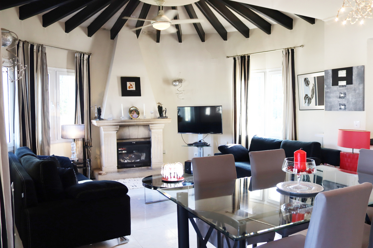 2 Bed, 2 Bath, HouseFor Sale, Jalon Valley, Alicante