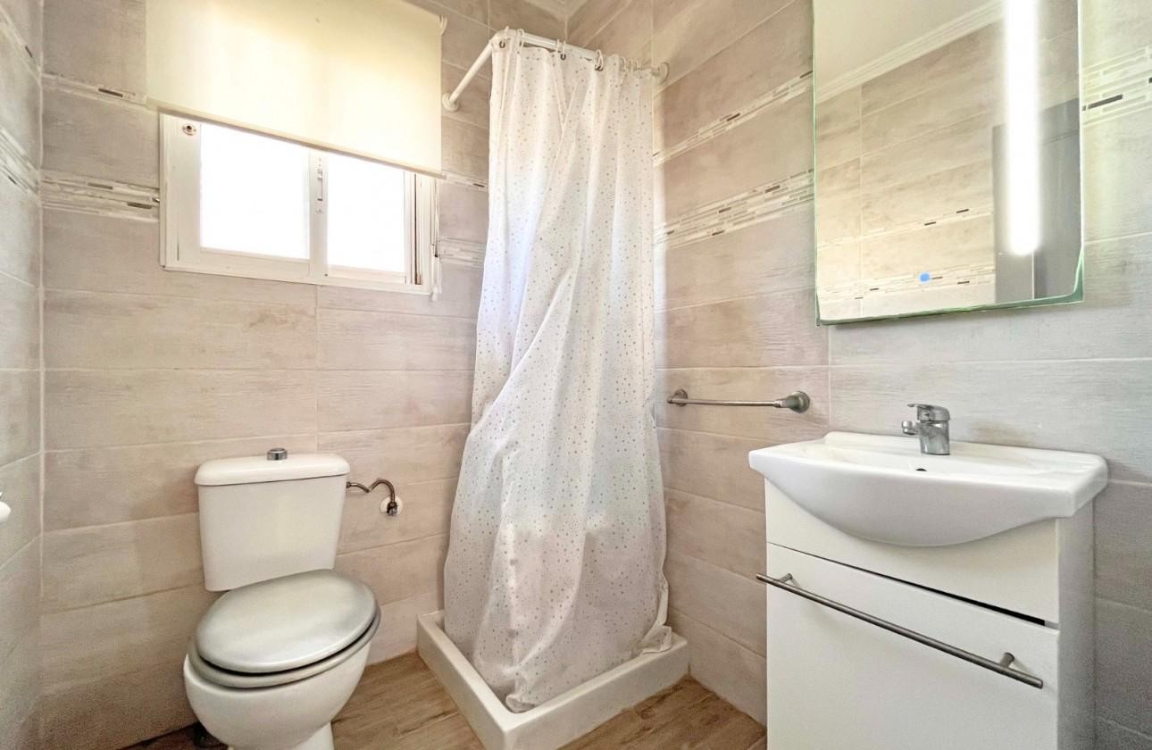 4 Bed, 3 Bath, HouseFor Sale, La Zenia, Alicante