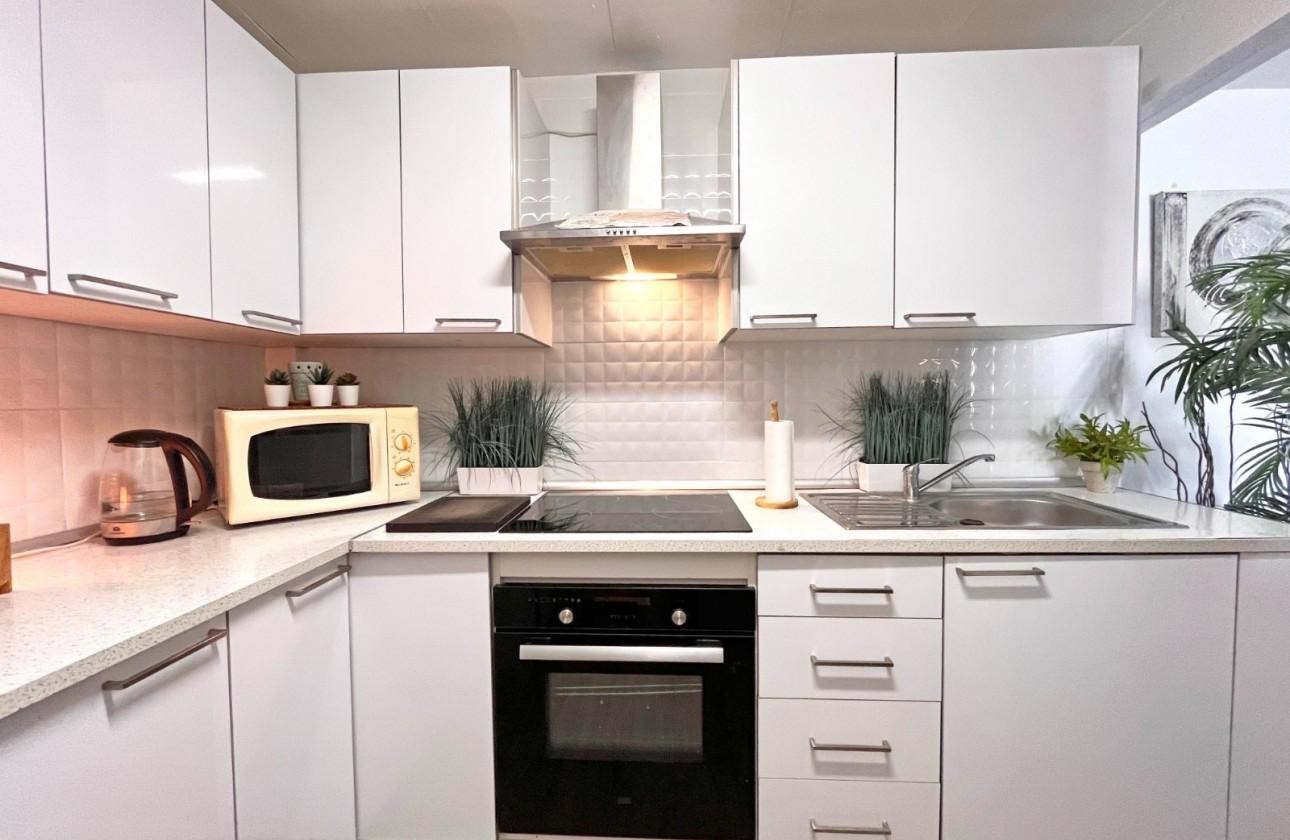 4 Bed, 3 Bath, HouseFor Sale, La Zenia, Alicante