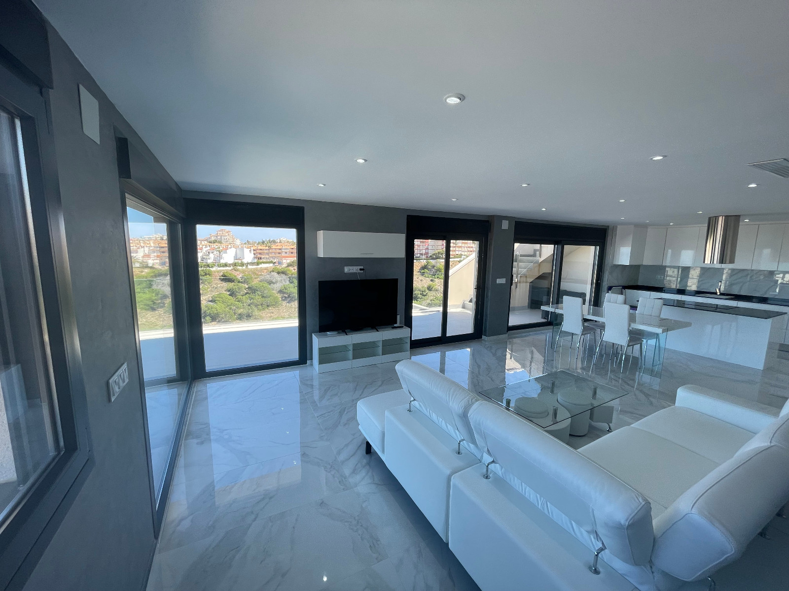 5 Bed, 4 Bath, HouseFor Sale, La Mata, Alicante