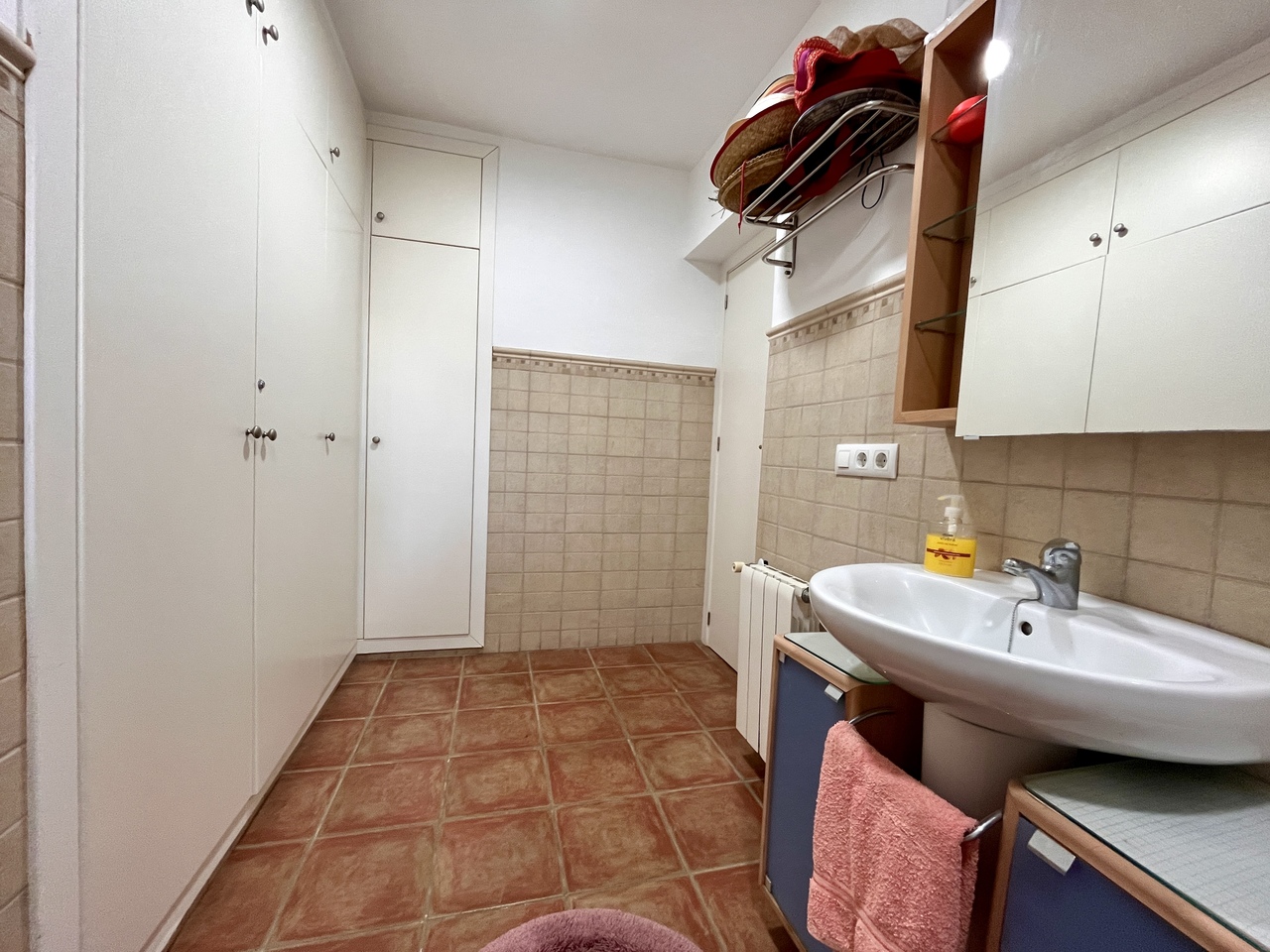 6 Bed, 3 Bath, HouseFor Sale, Cabo Roig, Alicante