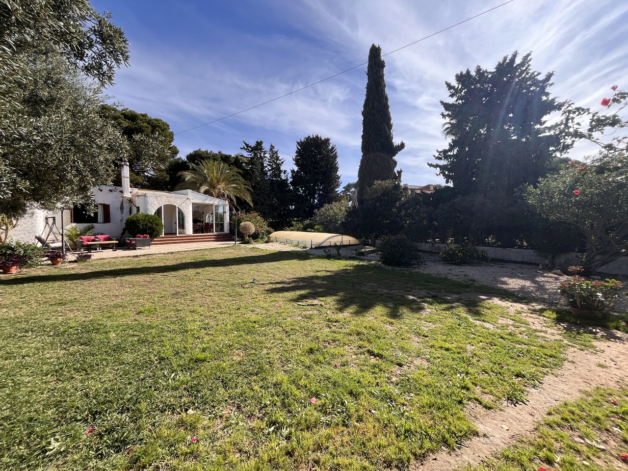 6 Bed, 3 Bath, HouseFor Sale, Cabo Roig, Alicante