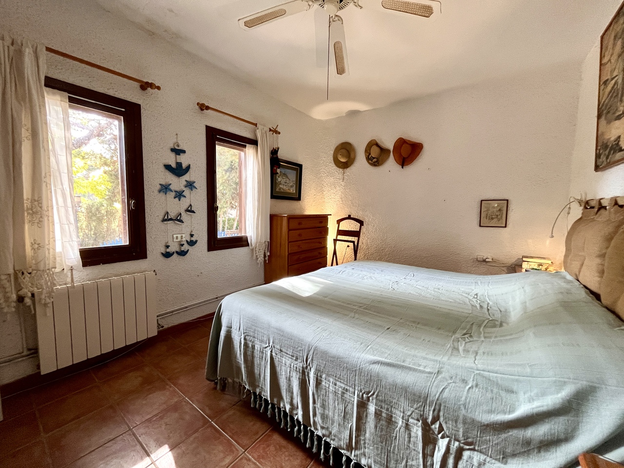 6 Bed, 3 Bath, HouseFor Sale, Cabo Roig, Alicante