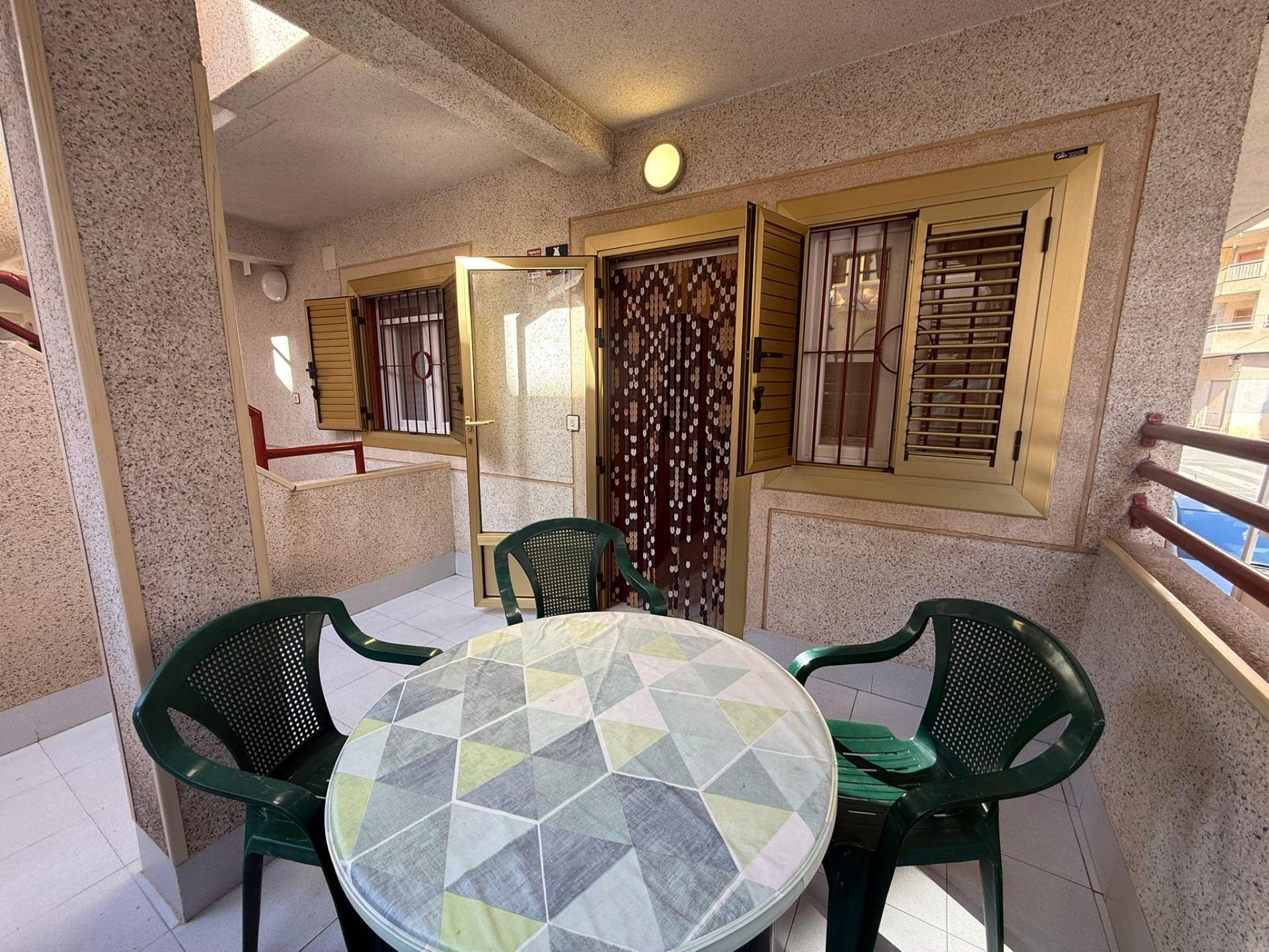 2 Bed, 1 Bath, ApartmentFor Sale, Torrevieja, Alicante