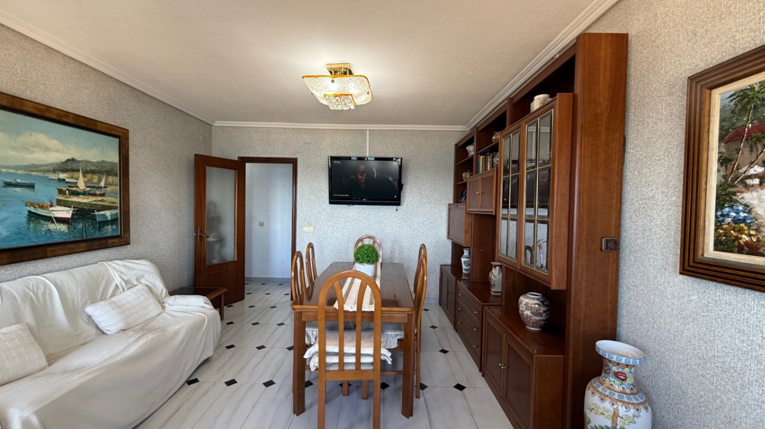 3 Bed, 2 Bath, ApartmentFor Sale, Torrevieja, Alicante