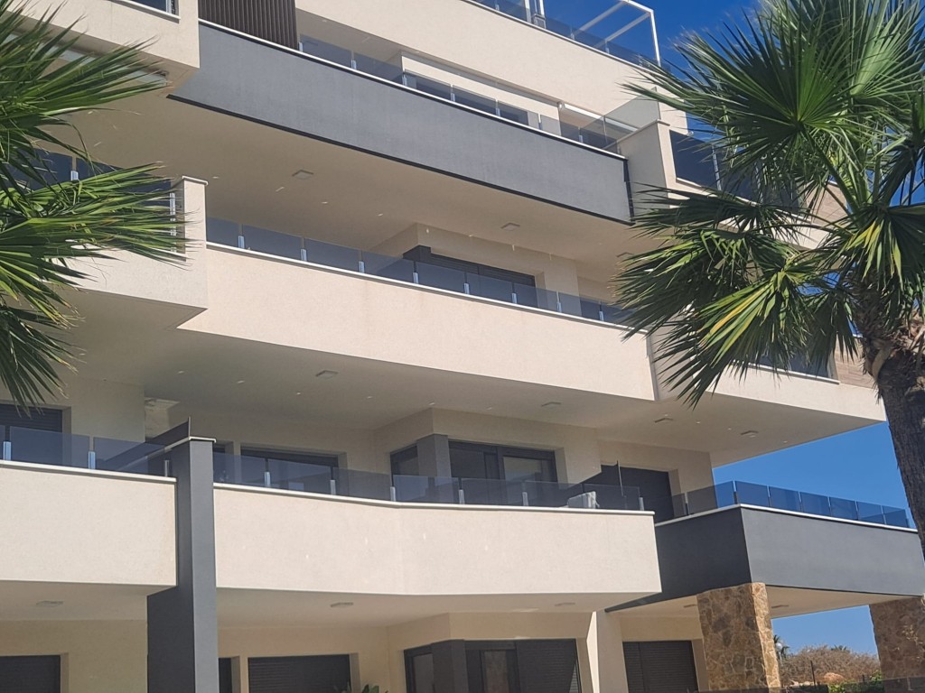 2 Bed, 2 Bath, ApartmentFor Sale, Playa Flamenca, Alicante