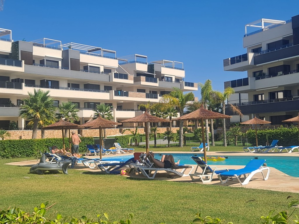 2 Bed, 2 Bath, ApartmentFor Sale, Playa Flamenca, Alicante