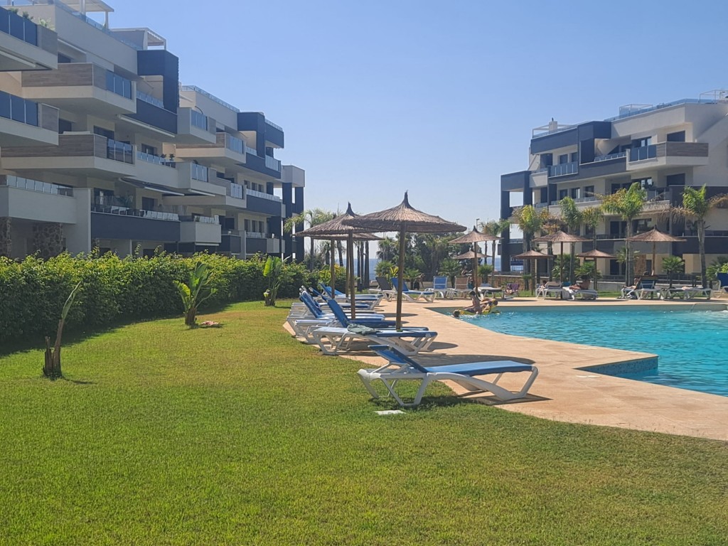 2 Bed, 2 Bath, ApartmentFor Sale, Playa Flamenca, Alicante