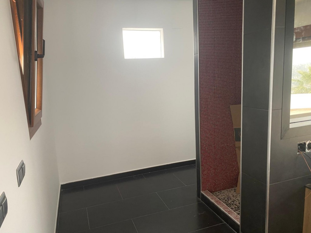 5 Bed, 4 Bath, HouseFor Sale, Moraira, Alicante