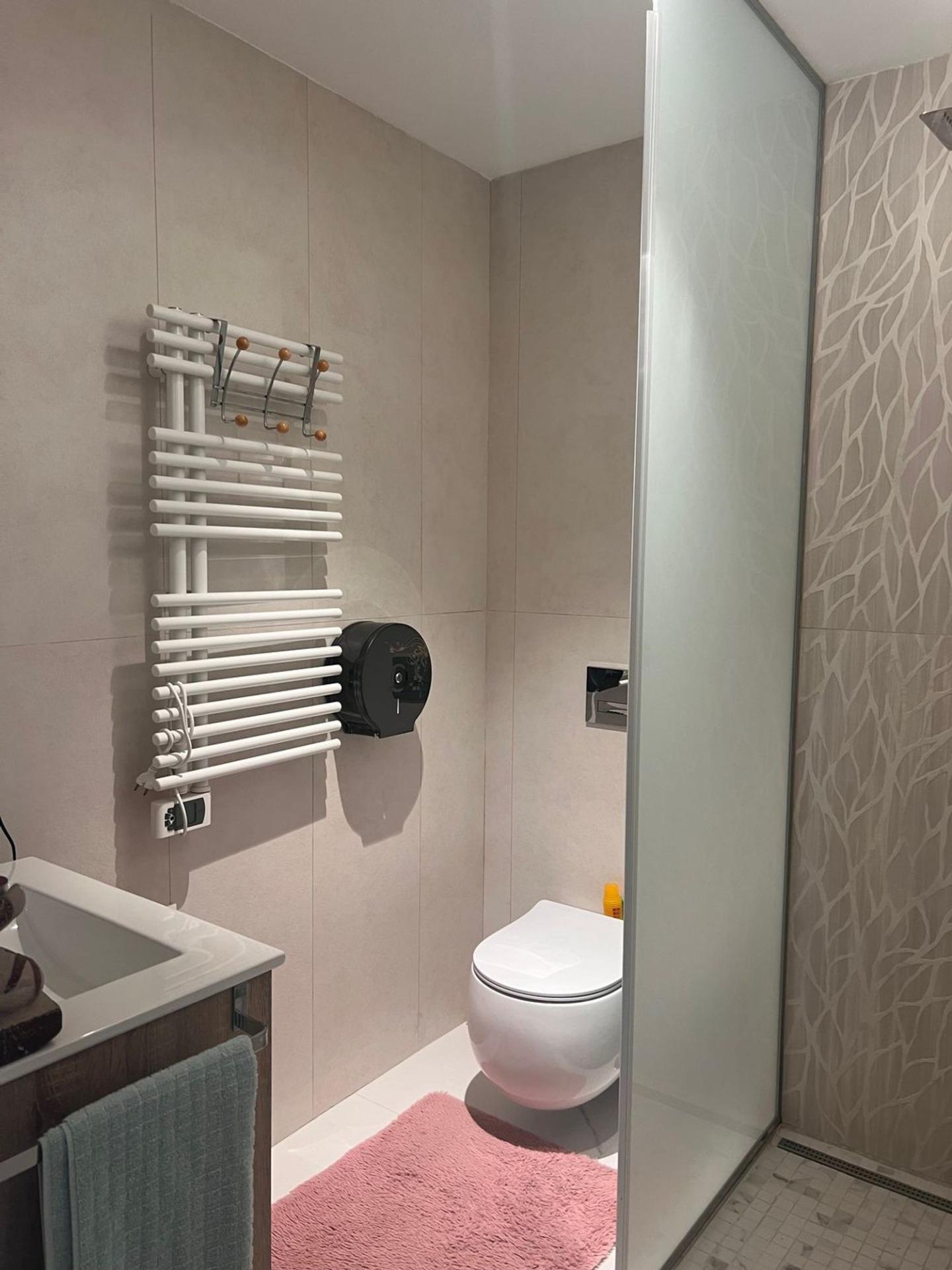 3 Bed, 2 Bath, ApartmentFor Sale, Torrevieja, Alicante