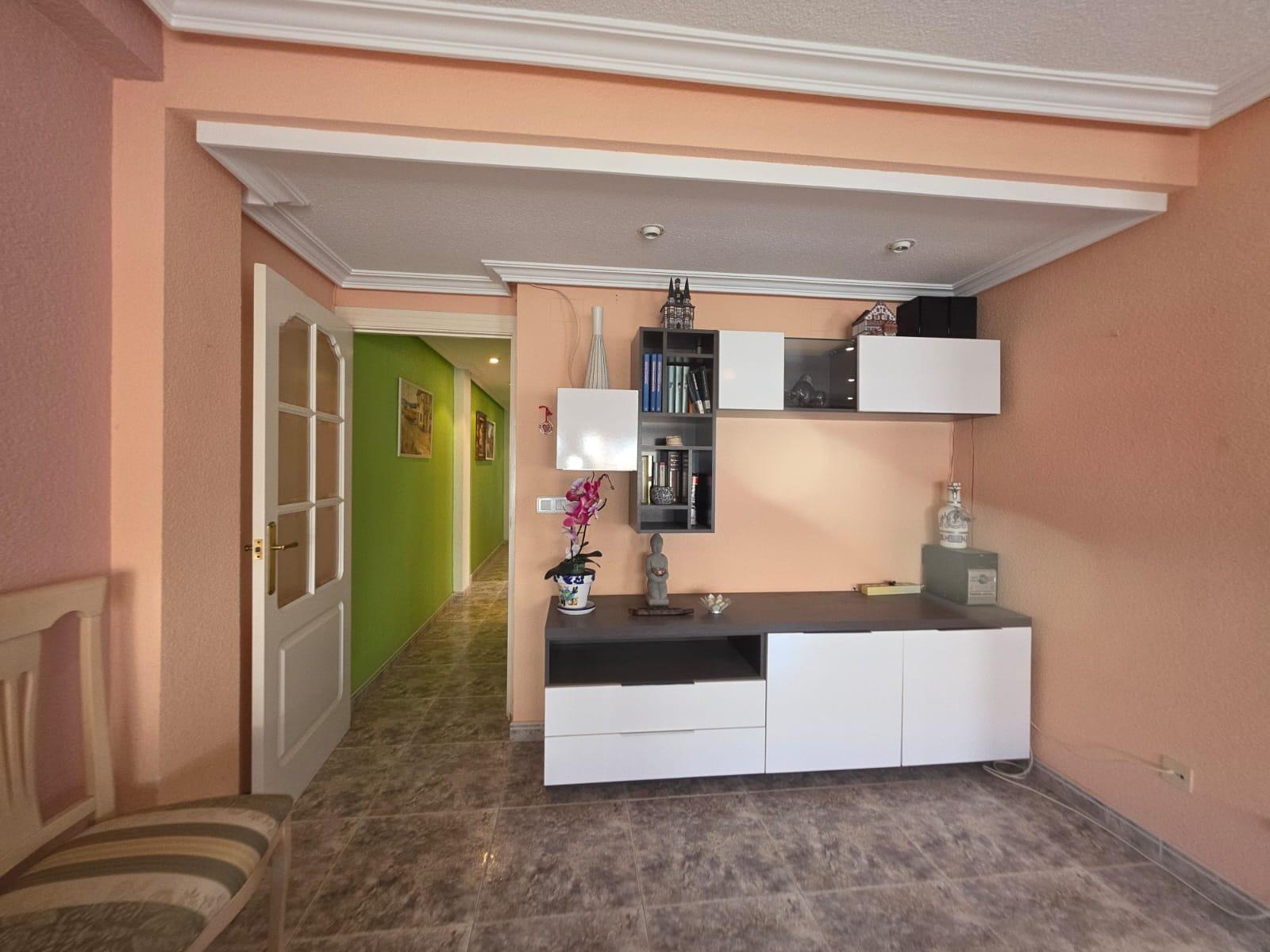 2 Bed, 1 Bath, ApartmentFor Sale, Torrevieja, Alicante