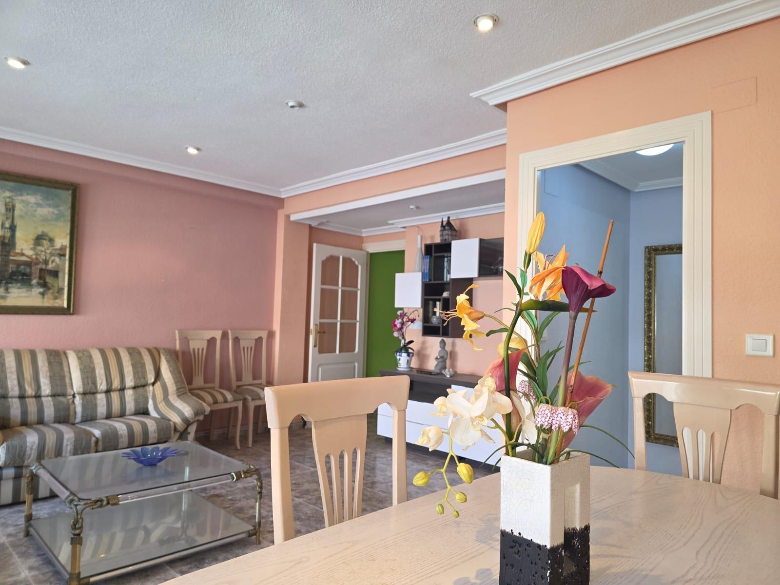 2 Bed, 1 Bath, ApartmentFor Sale, Torrevieja, Alicante