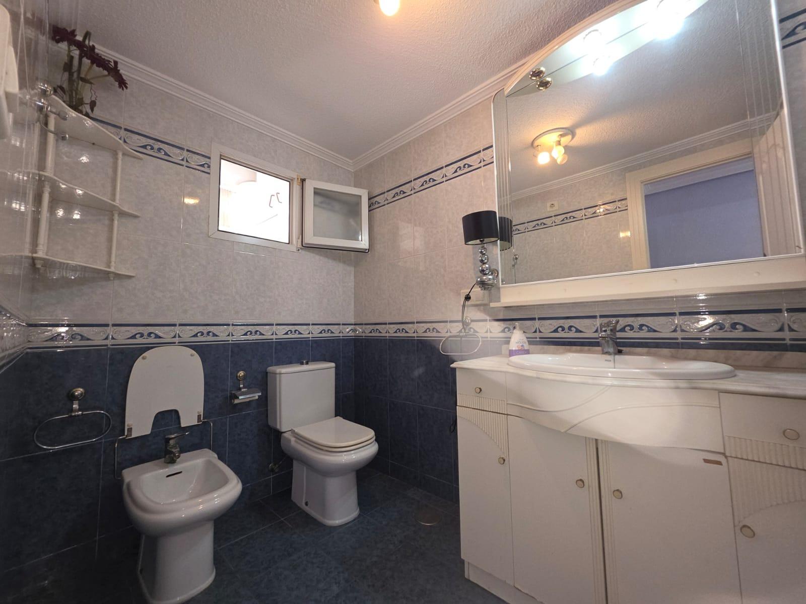 2 Bed, 1 Bath, ApartmentFor Sale, Torrevieja, Alicante