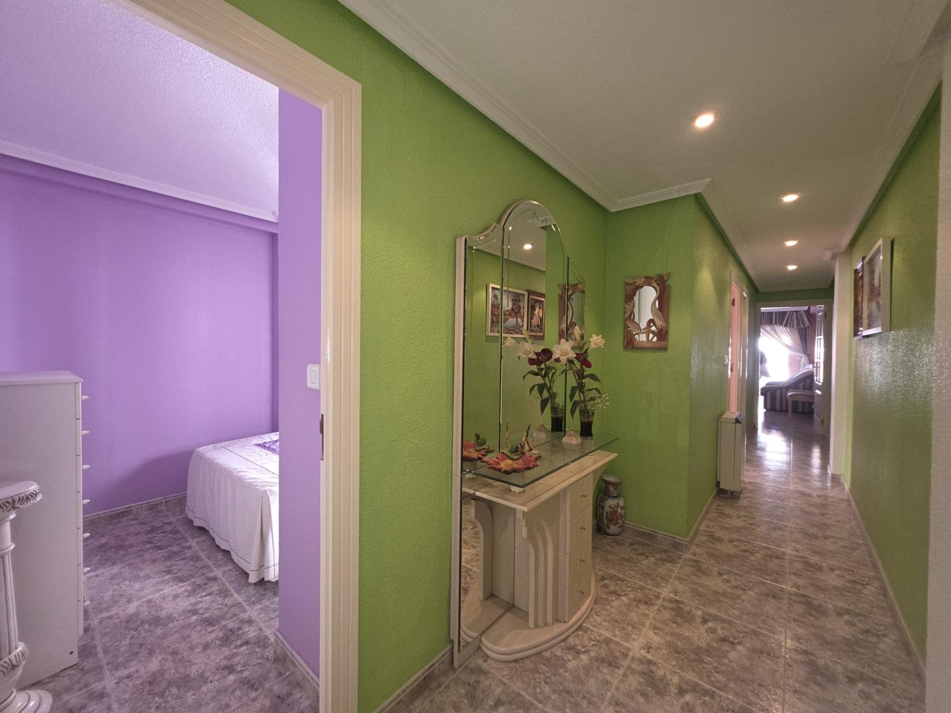 2 Bed, 1 Bath, ApartmentFor Sale, Torrevieja, Alicante