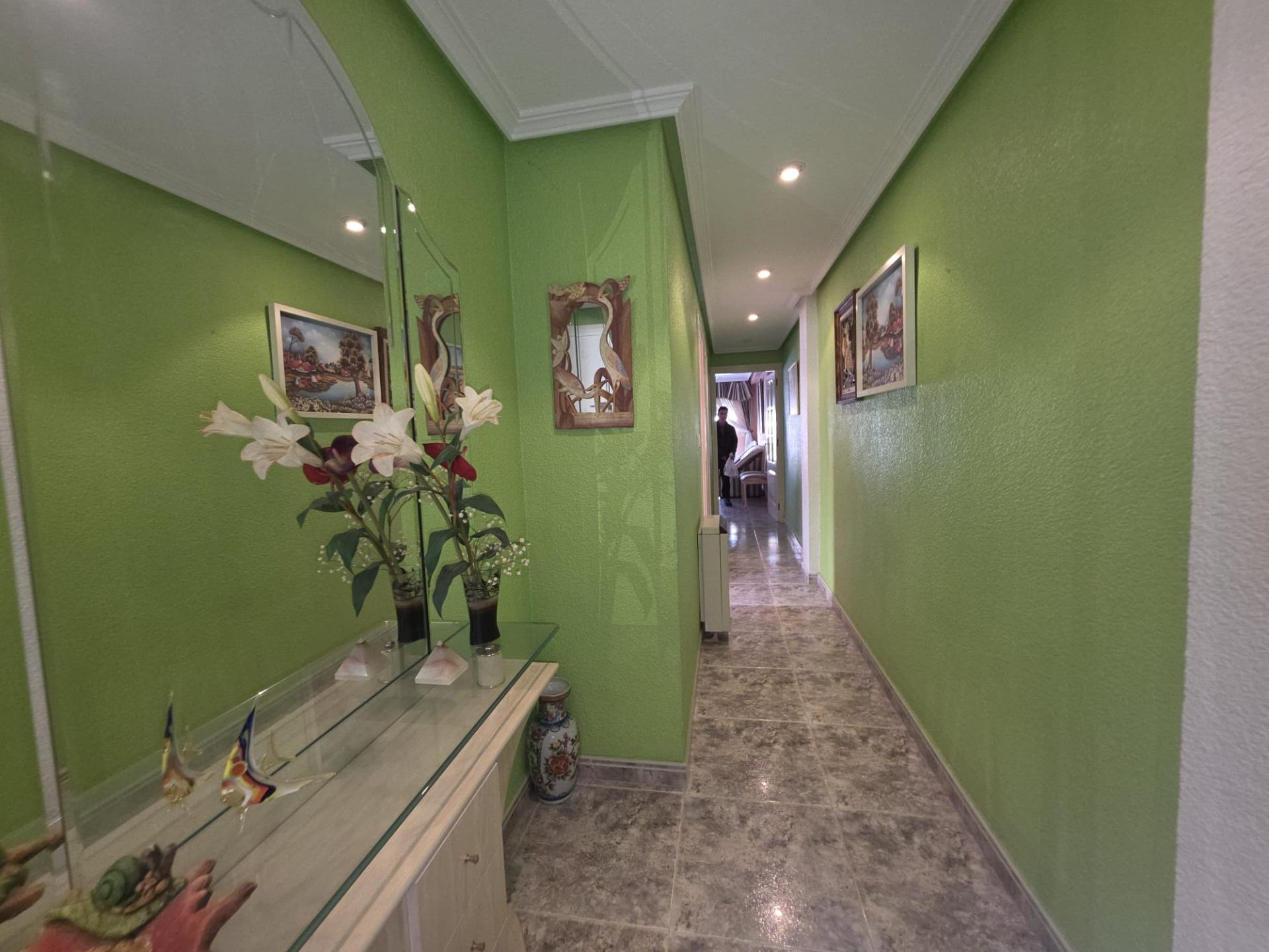2 Bed, 1 Bath, ApartmentFor Sale, Torrevieja, Alicante