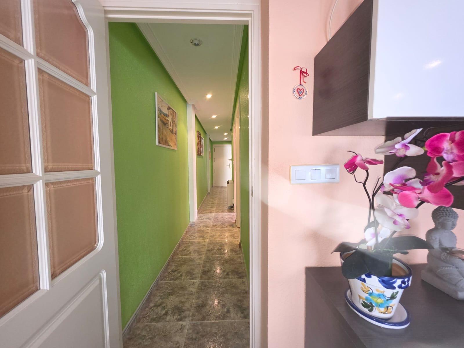 2 Bed, 1 Bath, ApartmentFor Sale, Torrevieja, Alicante