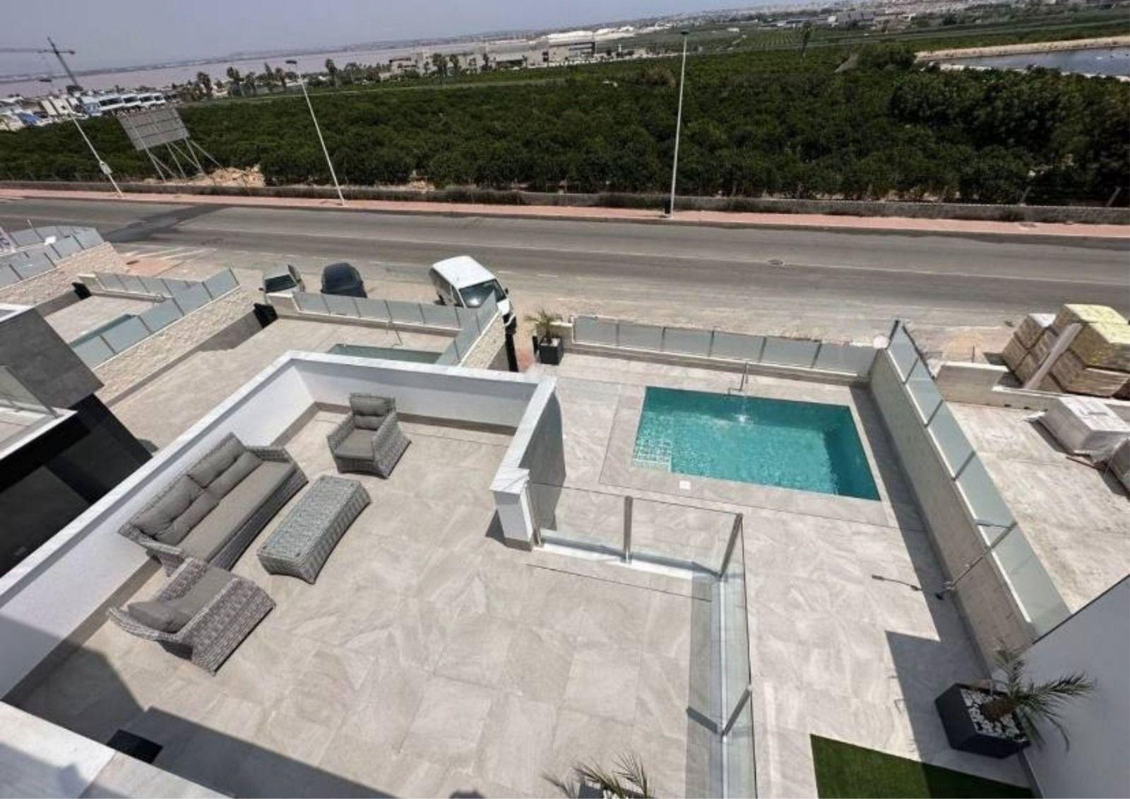 3 Bed, 3 Bath, HouseFor Sale, Torrevieja, Alicante