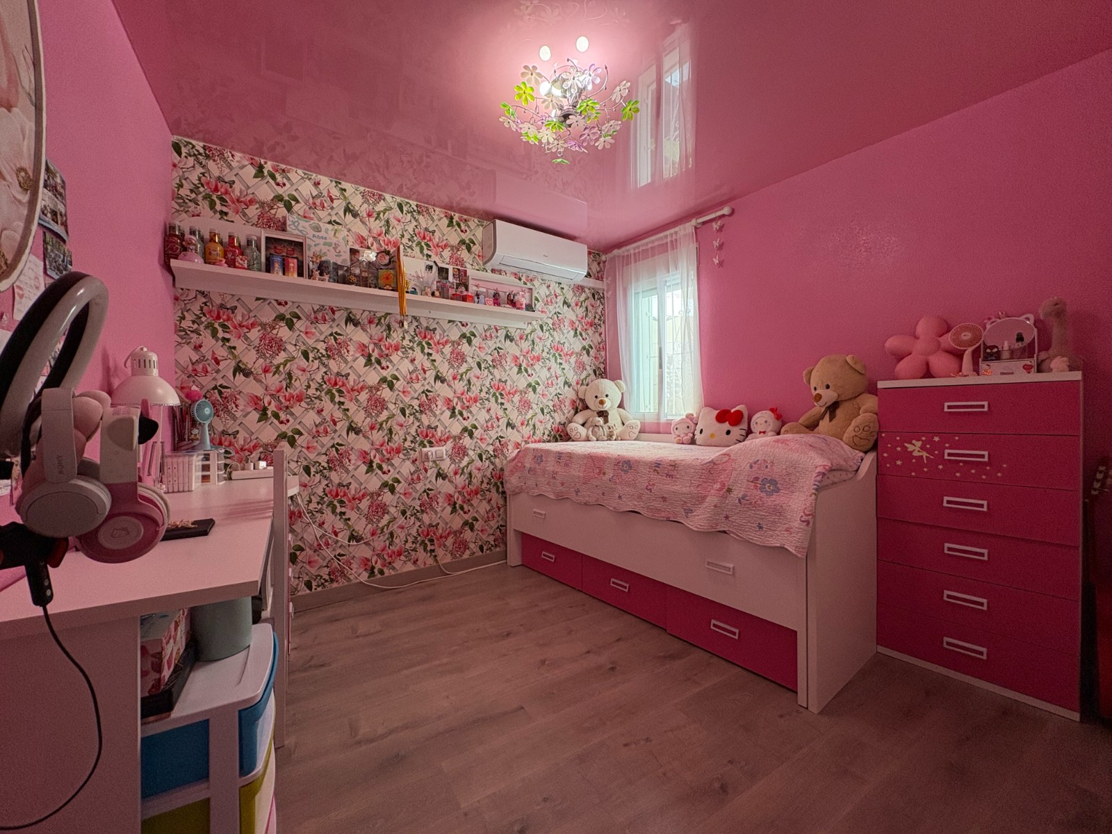 4 Bed, 2 Bath, ApartmentFor Sale, Torrevieja, Alicante