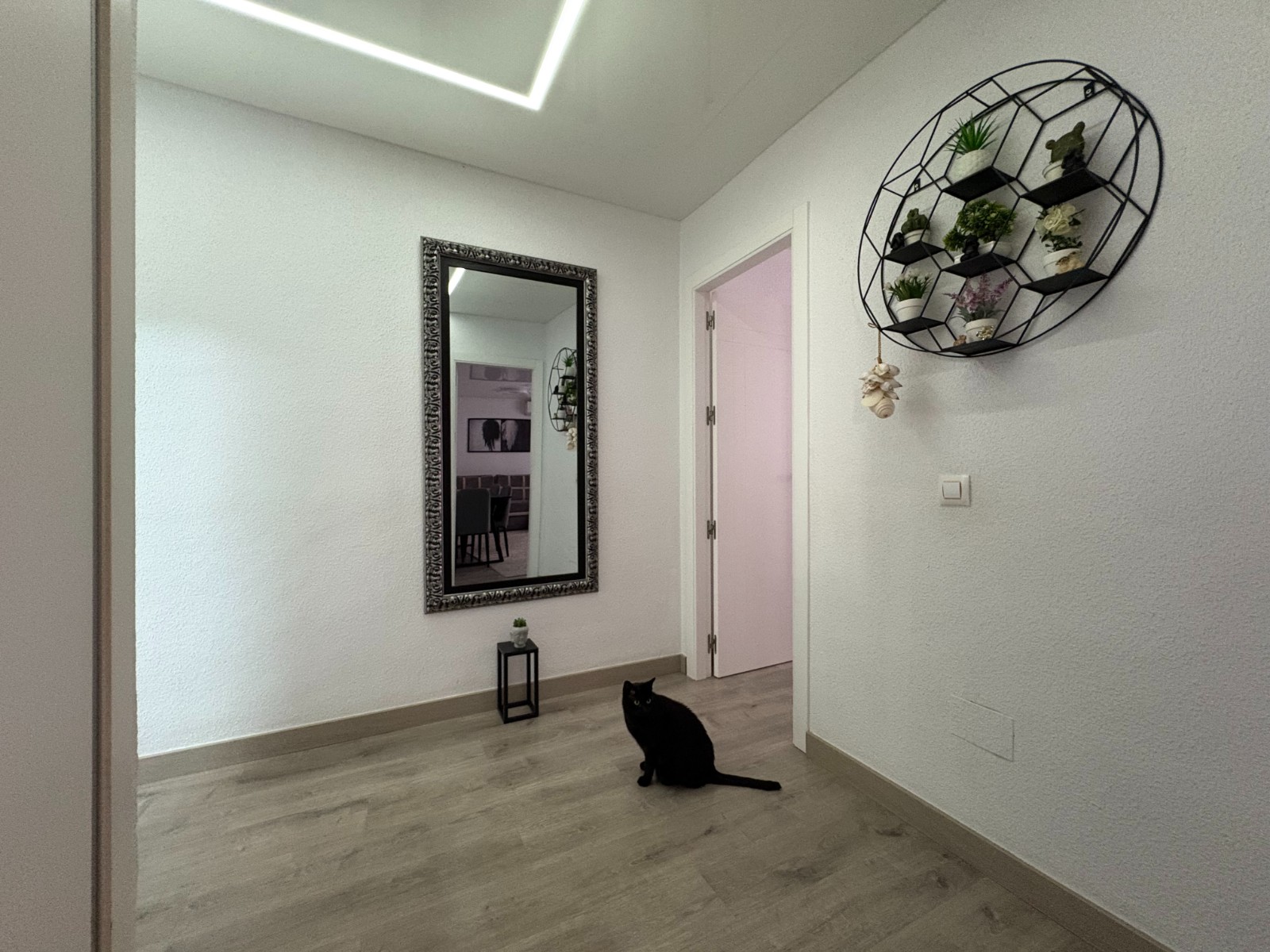 4 Bed, 2 Bath, ApartmentFor Sale, Torrevieja, Alicante