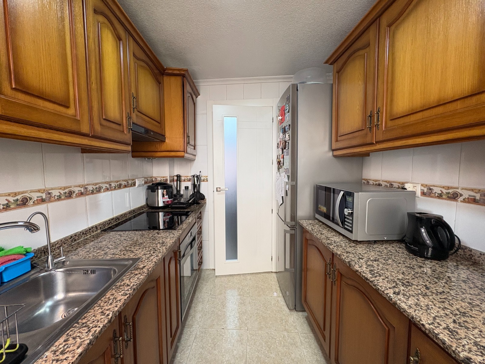 4 Bed, 2 Bath, ApartmentFor Sale, Torrevieja, Alicante