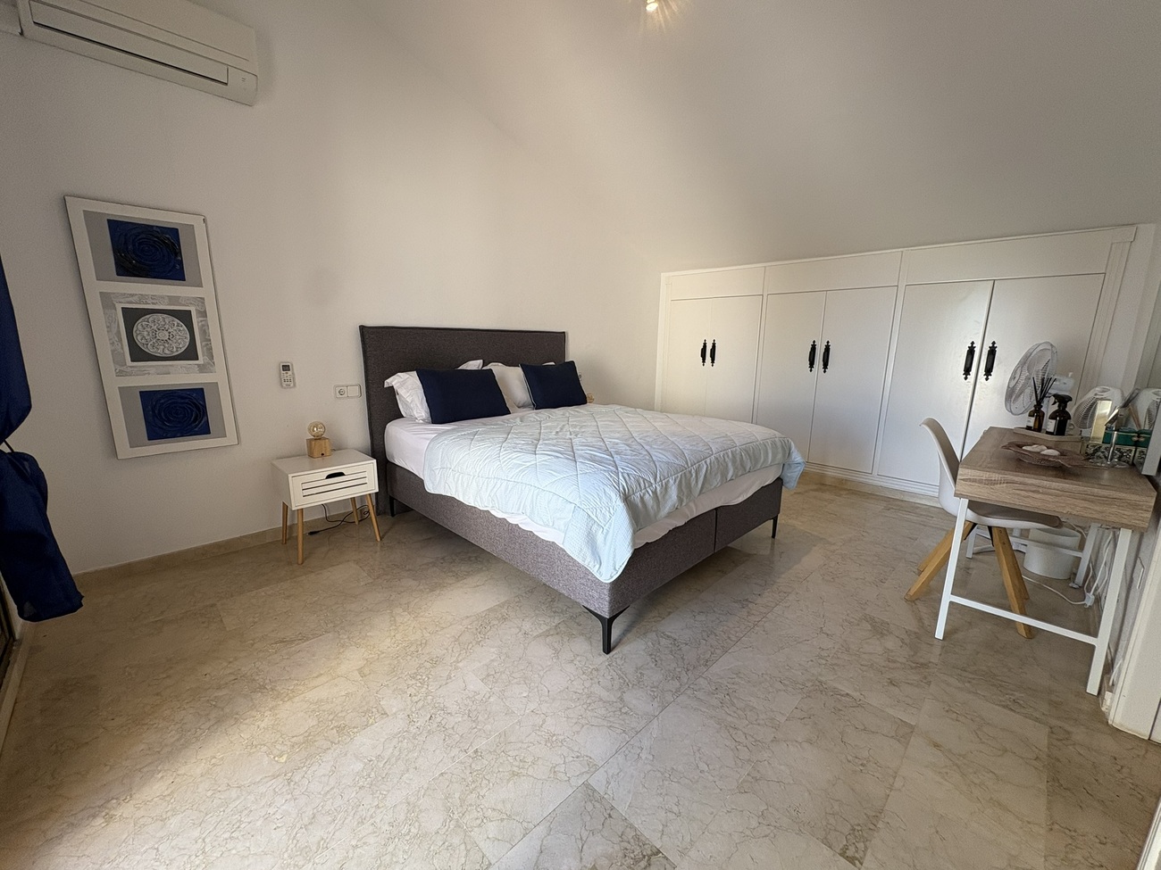 3 Bed, 2 Bath, ApartmentFor Sale, Las Ramblas Golf, Alicante