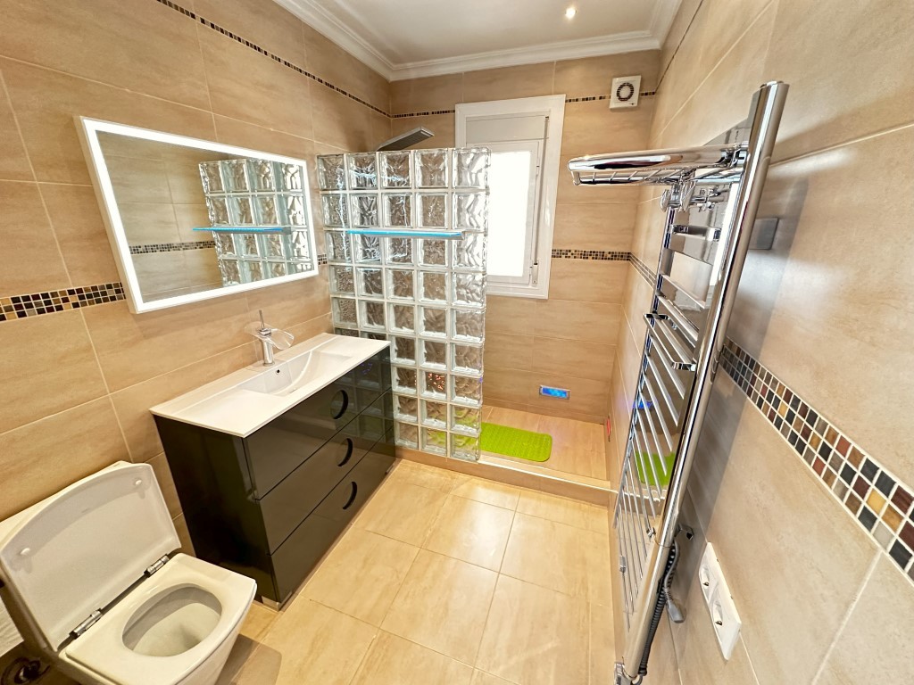 3 Bed, 2 Bath, HouseFor Sale, Ciudad Quesada, Alicante